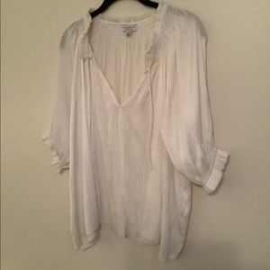 White Blouse w/ peasant sleeve - Size M
